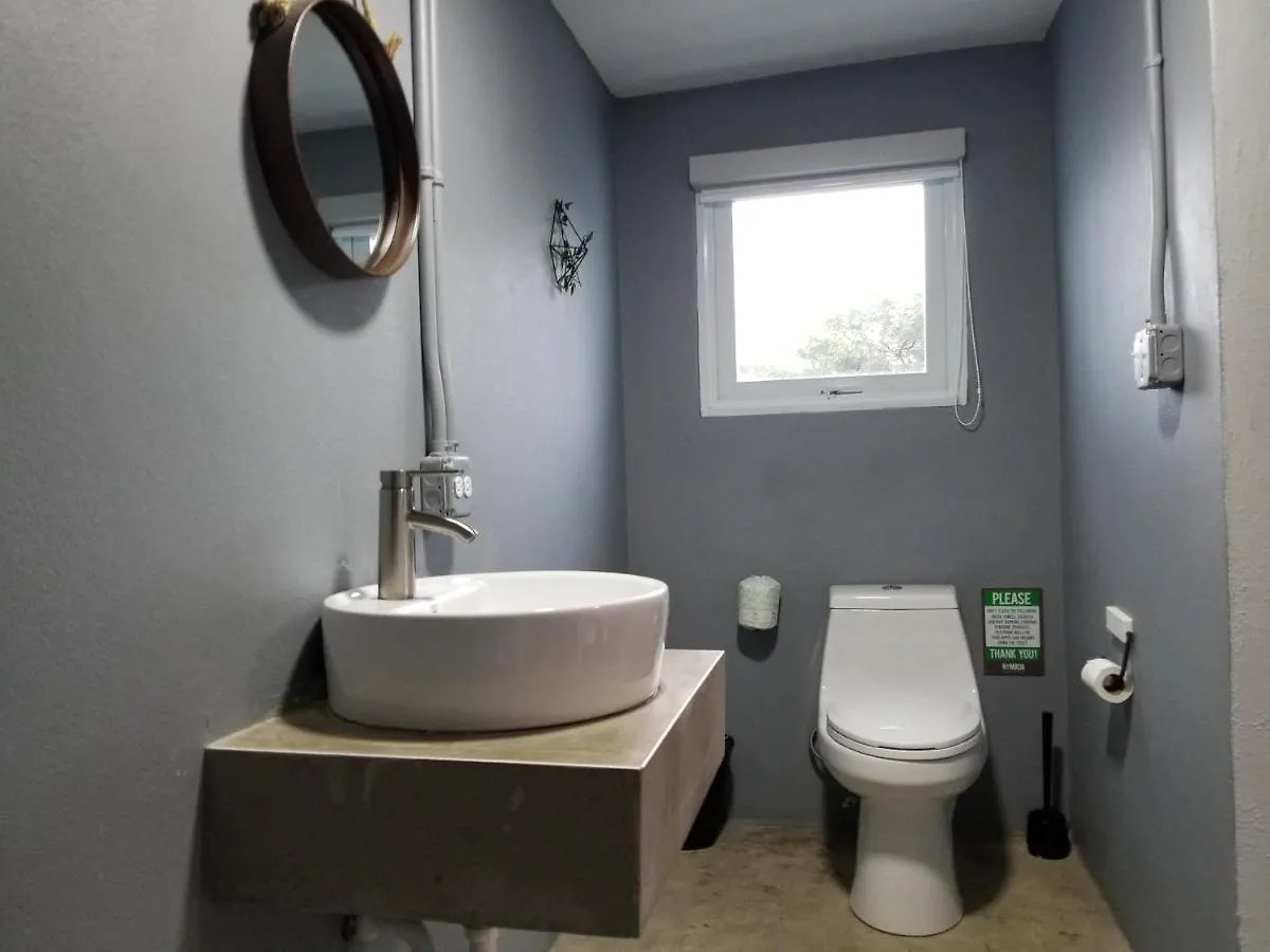 Nomada Urban Beach Hostel- Calle Loiza San Juan